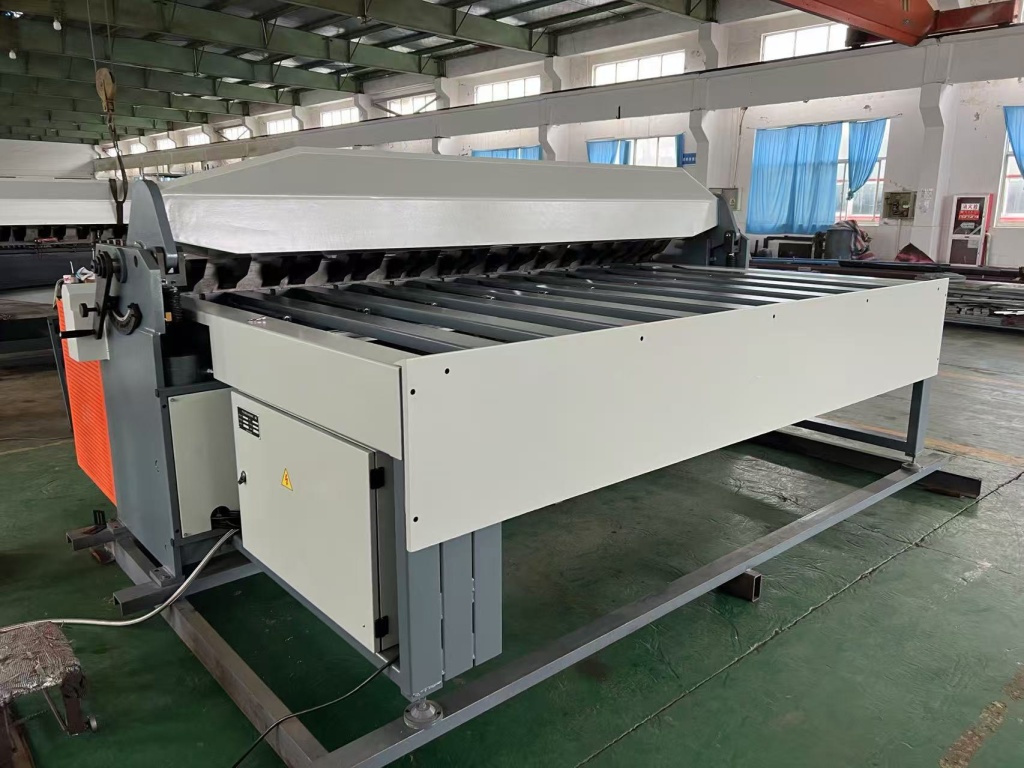 PBK-02.jpg PBK-02.jpg