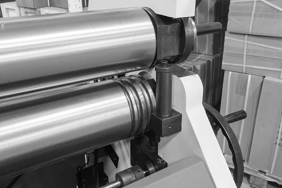 Станок вальцовочный гидравлический Stalex HSR-2070x4.5