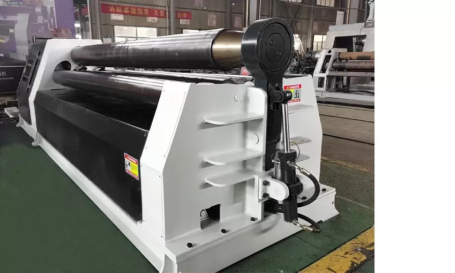 Четырехвалковый гидравлический вальцовочный станок STALEX W12-20x2500