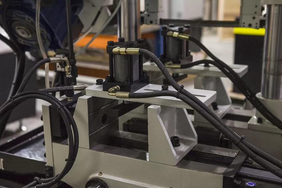 Станок автоматический двухколонный Stalex TBK-4228B