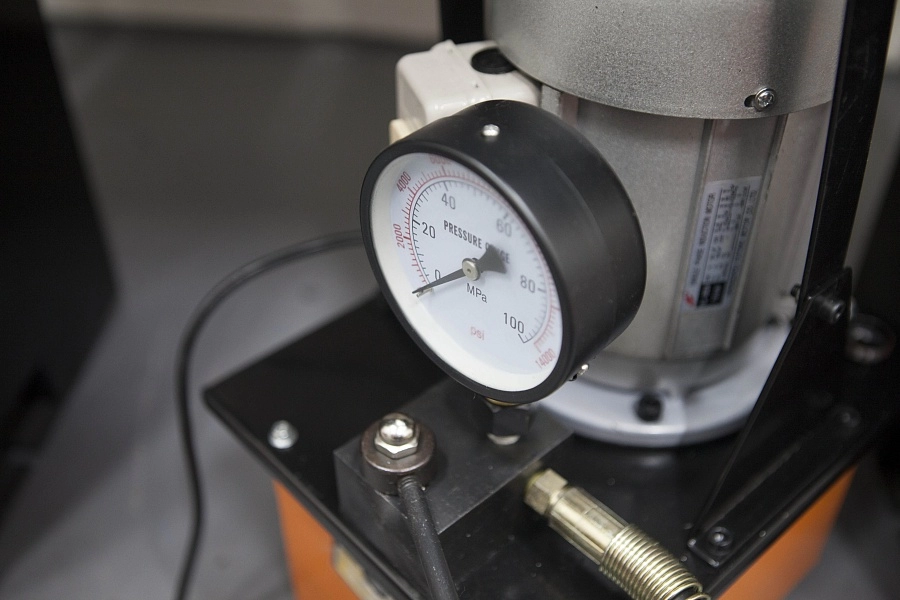 Трубогиб электрогидравлический STALEX EHPB-3D