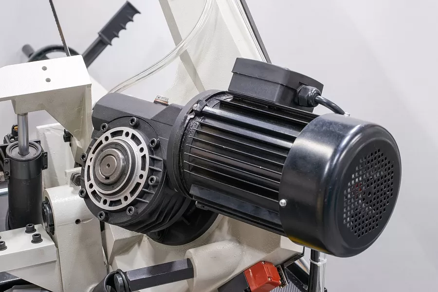 Станок ленточнопильный Stalex BSM-170GV