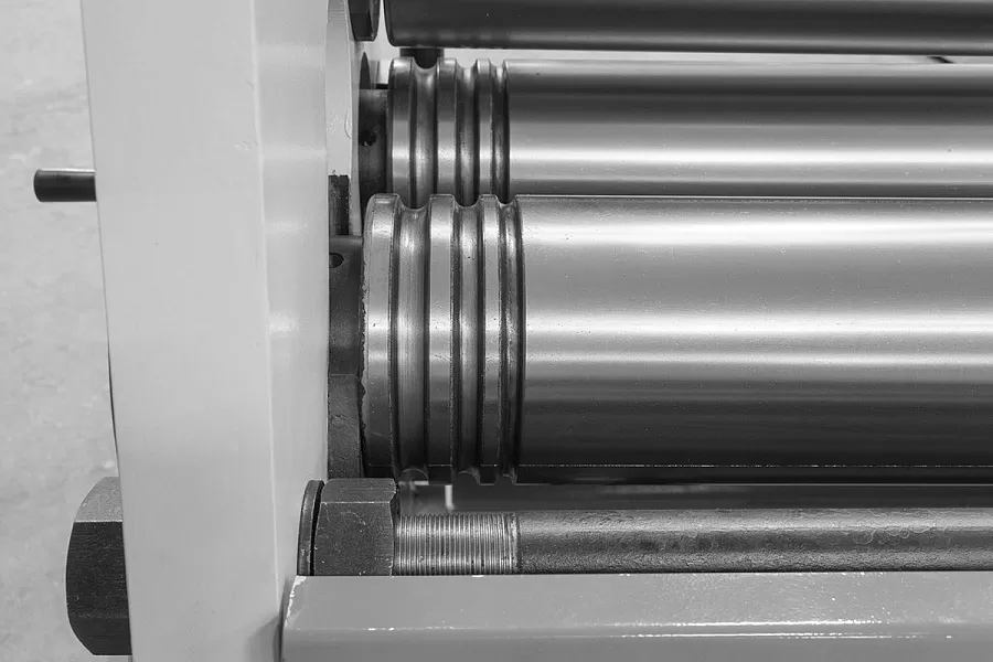 Станок вальцовочный гидравлический Stalex HSR-2070x6.5