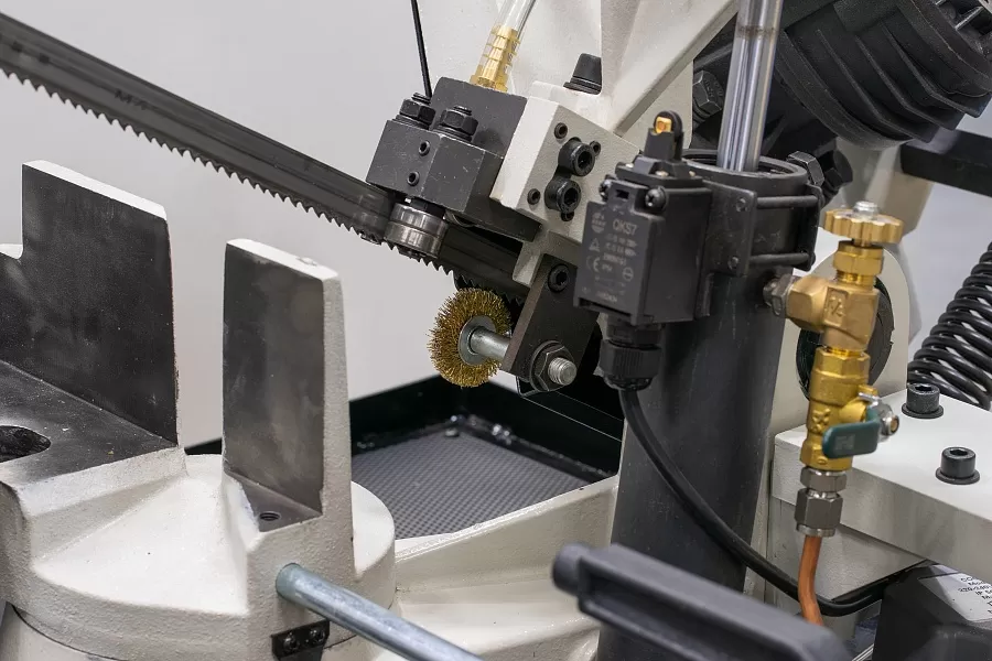 Станок ленточнопильный Stalex BSM-170GV